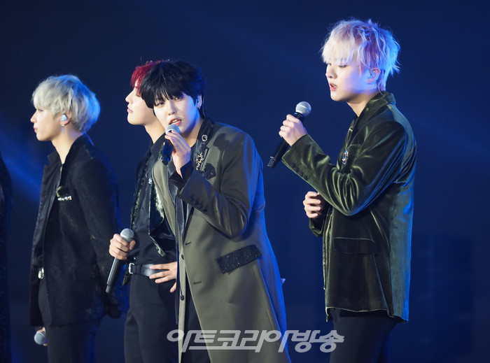 [AK포토] 킹덤, '영화 같은 퍼포먼스' (드림 스테이지)