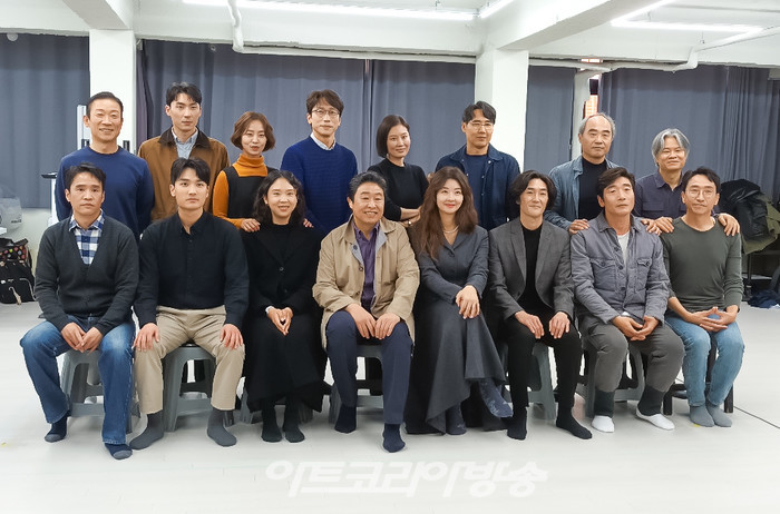 [AK포토] 연극 '광부화가들' 주역들 , 12월에 만나요