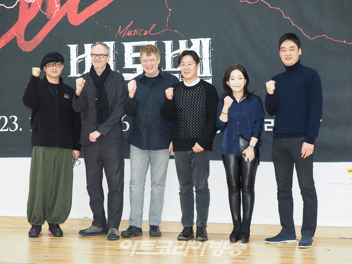 [AK포토] 뮤지컬 '베토벤' 창작진들 ... 