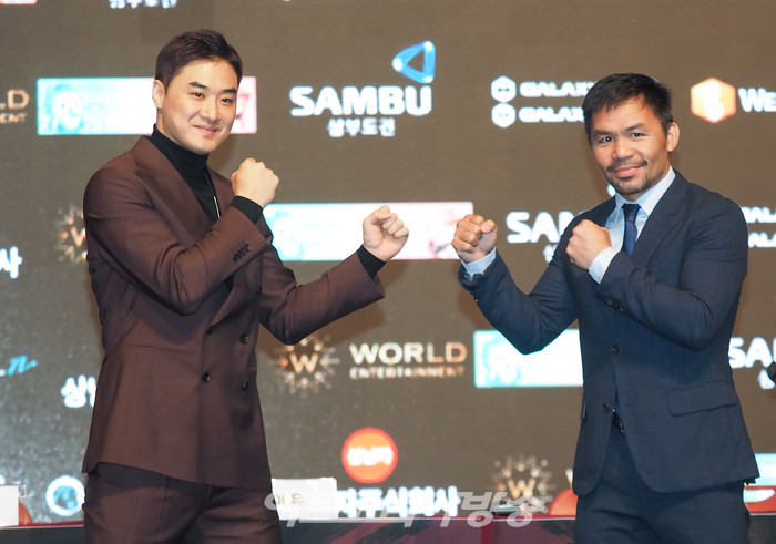 [AK포토] 매니 파퀴아오-유대경, 웃음 속 날선 비장미