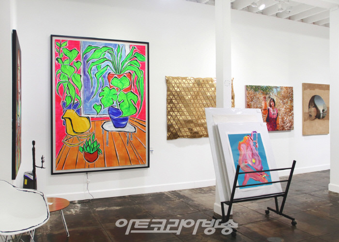 미국 로스앤젤레스, 아트플렉스 갤러리 ‘단편화된 형광’전