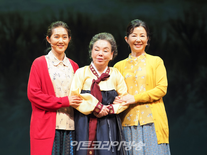 [AK현장] 뮤지컬 '친정엄마', 엄마의 사랑과 위대함을 되새기는 깊은 감동 (종합)