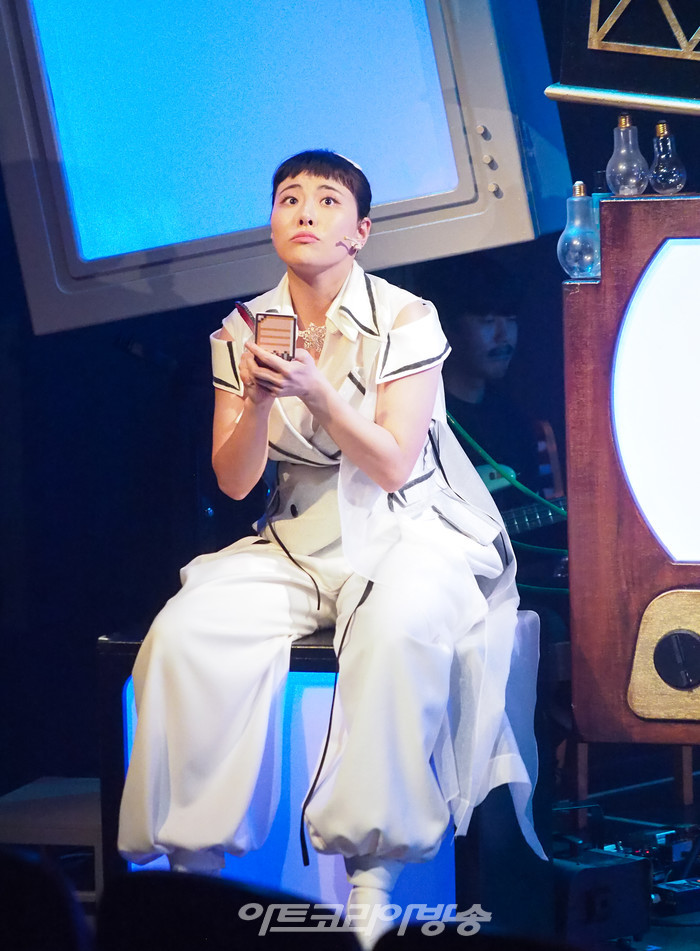 [AK화보] 정다희-정찬호, 매뉴얼 (신이 나를 만들 때)