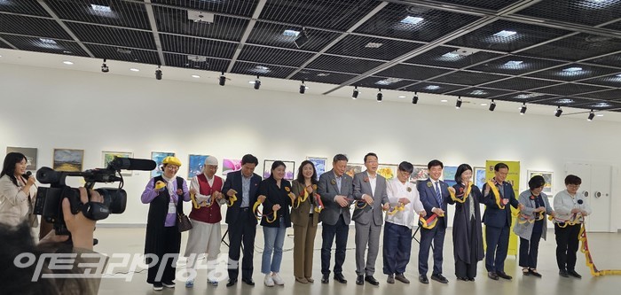 성남아트센터 '5월의 향기' 전