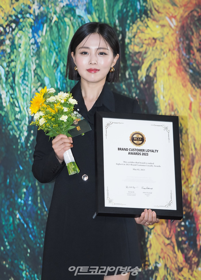 [AK포토] 흰(박혜원), 올해의 여성보컬