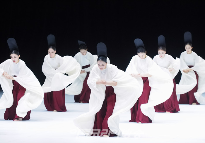 [AK화보] 서울시무용단 '일무' ... 4막 신일무 '신전통'