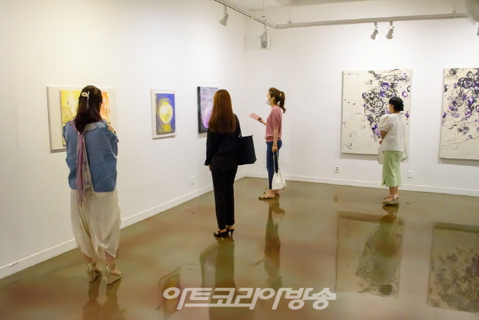 강다영 개인전 '다 담다(DA DAM DA)'展