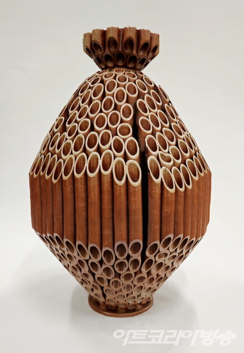 도자기 예술을 품다 - 조용규 개인전