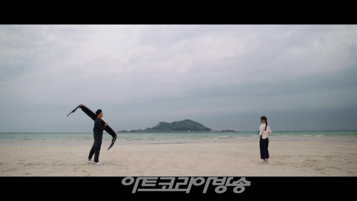 제주갤러리 기획전 '검은 고양이 눈 감은 듯'