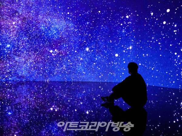 몰입형 미디어아트 전시관 ‘레노부르크 뮤지엄’ 개관