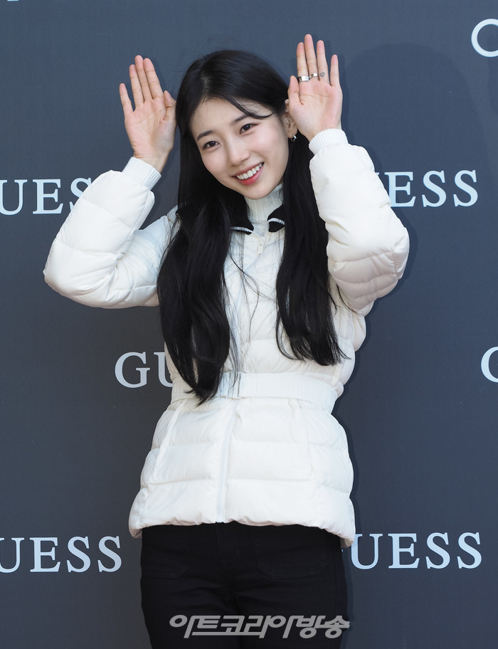 [AK포토] 수지, 안녕~토끼토끼