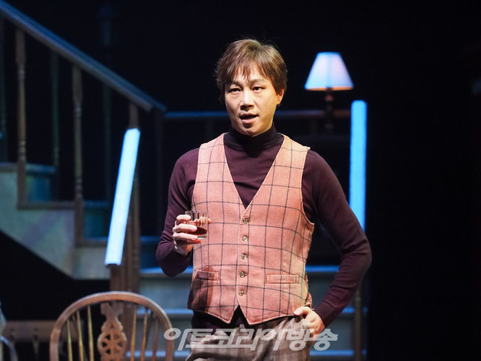 [AK화보] '컬렉션' 빌 역 정원조 ... 