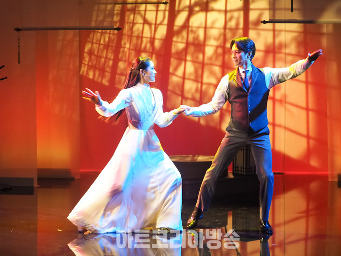 [AK현장] '리진: 빛의 여인' ... 리진이 꿈꾼 사랑과 새로운 세상 (종합)