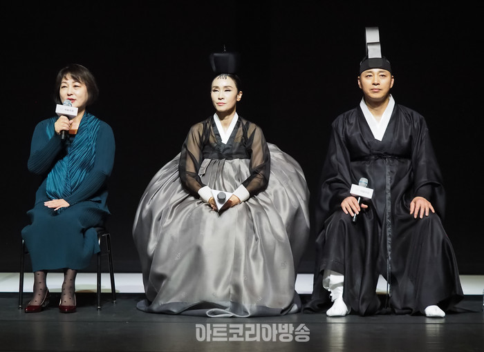 [AK현장] 10주년 '묵향' ... 한국 춤의 전통을 전세계에 알린 무용 한류의 시작 (종합)