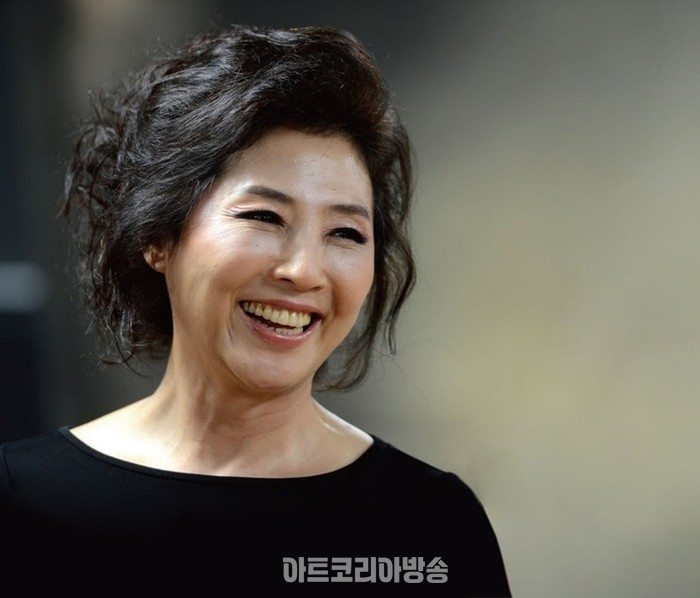 '마음을 보내다_조선에서 온 편지' 내레이션 맡은 고두심 ... 