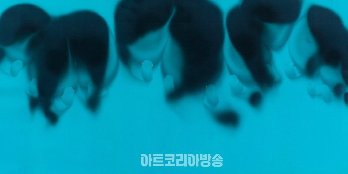 [김종근 미술평론] 강호생의 수묵과 비구상 그 새로움을 찾아서