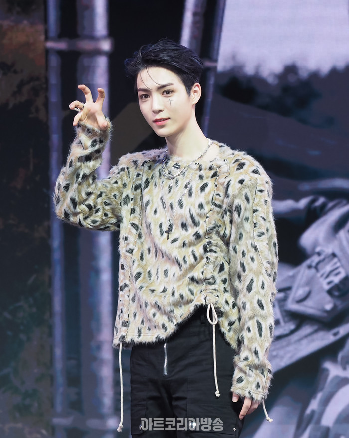 [AK포토] 올아워즈 민제, 시원시원한 이목구비