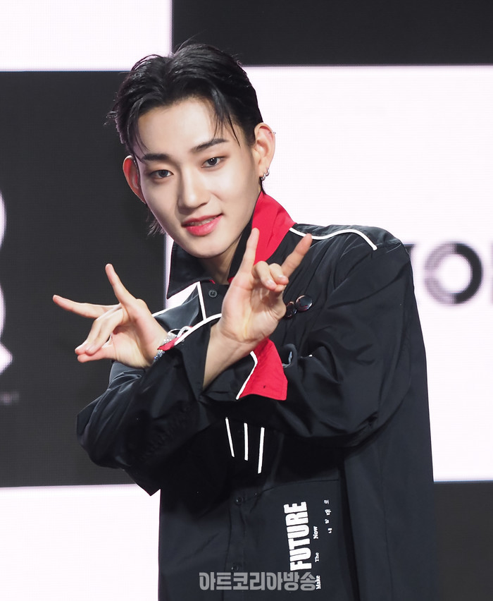 [AK포토] 다이몬 민재, 댄디한 매력