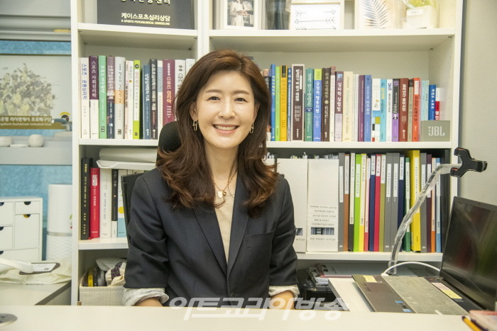 K스포츠 심리상담사 김미선 대표 '심리상담에 미술을 입히다’