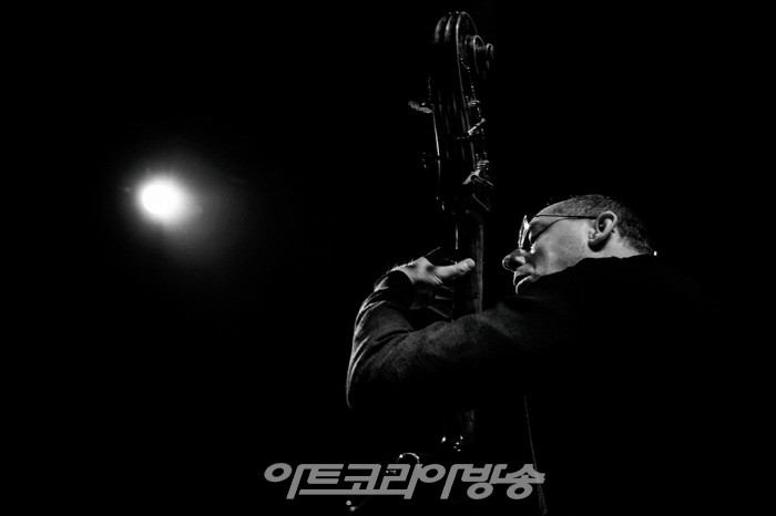 사진작가 이다영, 해외 재즈뮤지션 공연현장 10년의 기록 'Jazz On Stage' 사진집 제작
