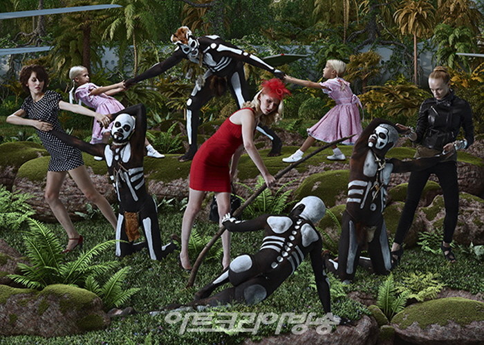 전남도립미술관 'AES+F. 길잃은 혼종, 시대를 갈다'