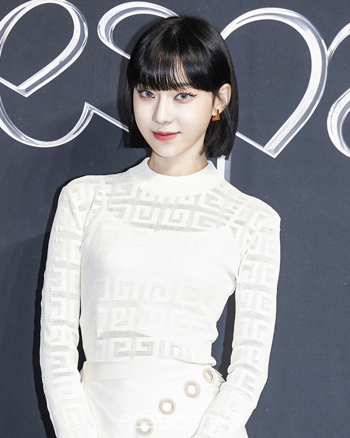 [AK포토] 에스파 윈터, '무결점 청순 미모' (Savage)