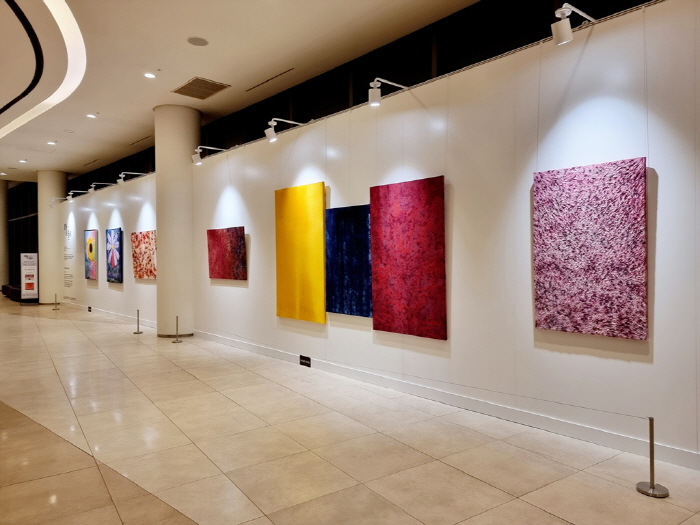 고양 스타필드 작은미술관, 미술재료의 다양함 즐기는 