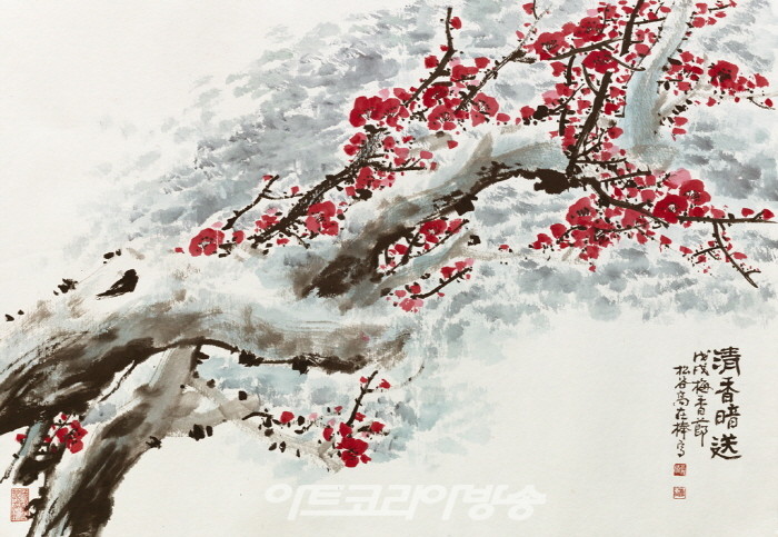 고재봉 작가, 웅장한 구도의 산수화 매력 '수묵 향기전'