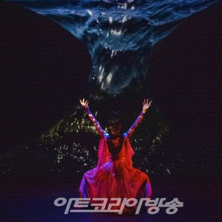 Artist Converts Hudson Church Into Divine Studio