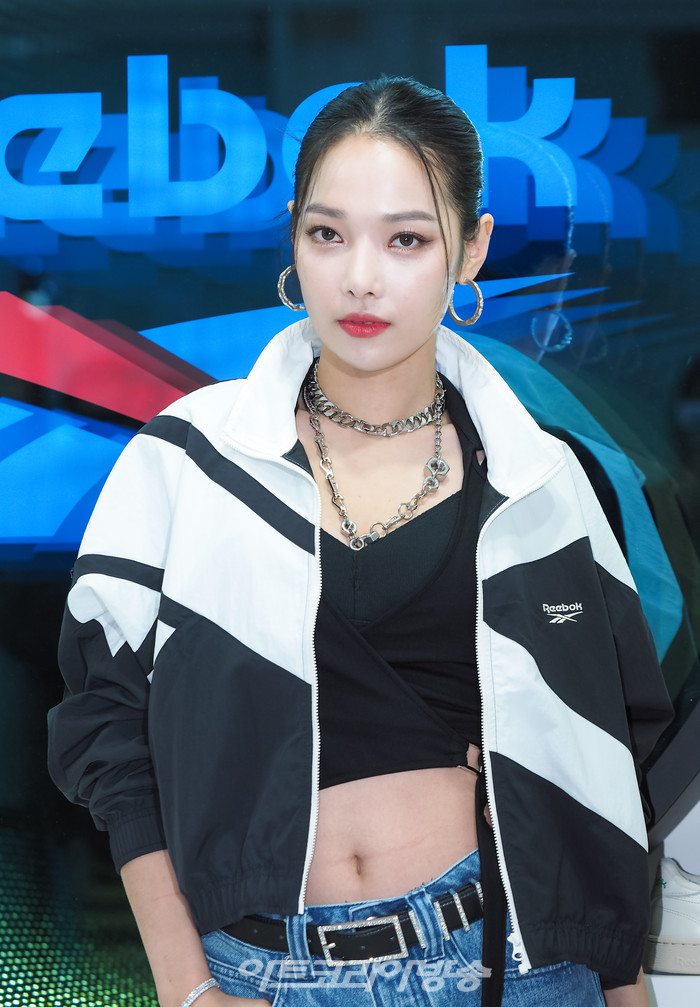 [AK포토] 카드 전소민, '고혹적 아우라'